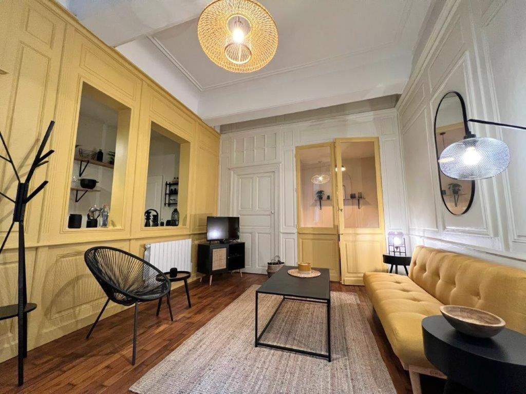 Le Boudoir De Clem Apartamento Chalon-sur-Saône Exterior foto